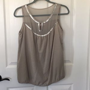 Light & flowing tank top